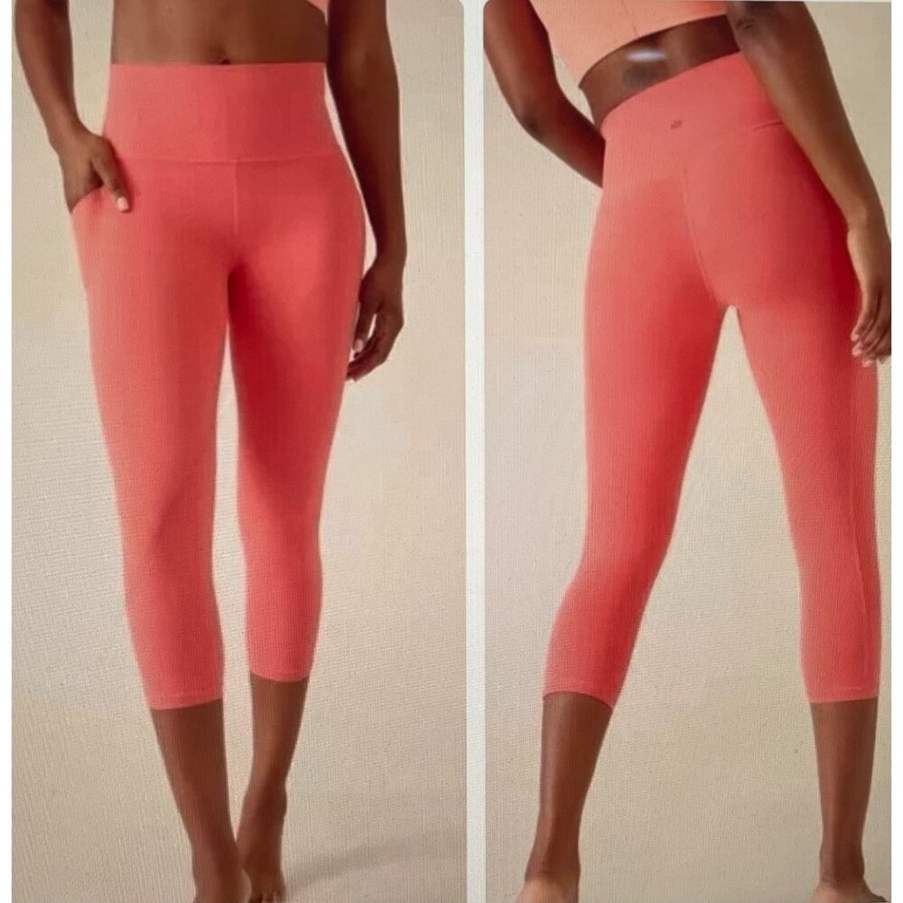 Athleta Salutation Stash Pocket II Crop Capri Leggings Quick-Drying Breathable X